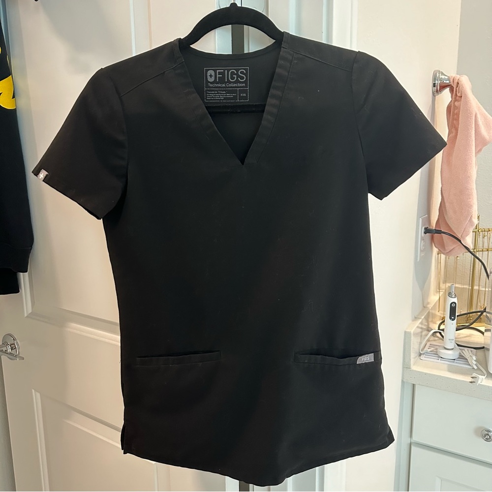 Figs Casma Scrub Top - Black